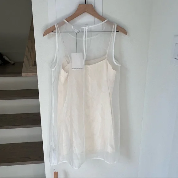 reformation vina dress Reformation Vina Mini Dress Beach Wedding Shower Sz 6 FULL PRICE ONLINE  Nwot